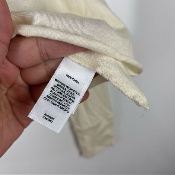 NEW Treasure & Bond Long Sleeve Crewneck Guns N Roses Band Tee Women's Sz Medium - Picture 4 of 9